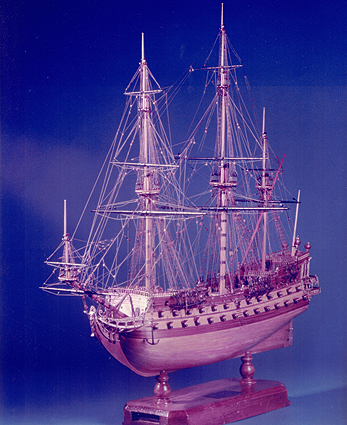 帆船模型完成品 ラ ミラージュ(La Mirage)