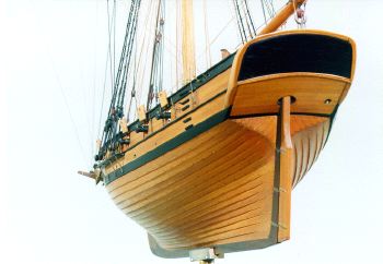 クリンカー張りの船体(clinker built hull)